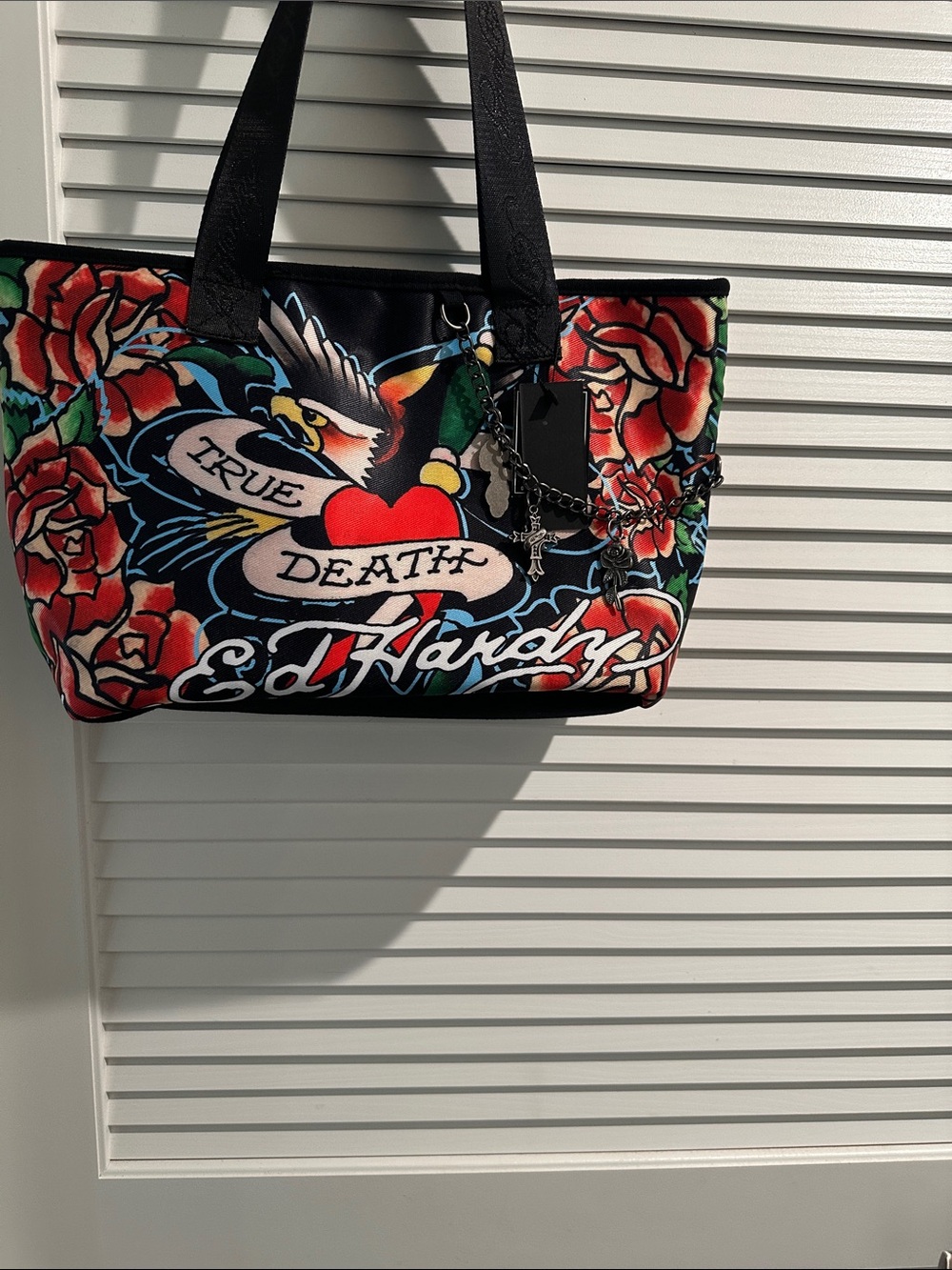 NWT Ed Hardy True Death & Roses Medium Tote/Shoulder Bag W/Charms. - Picture 2 of 11